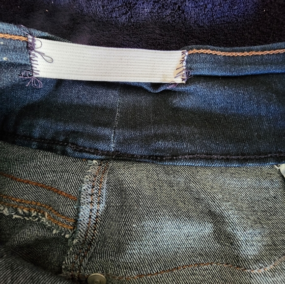Style & Co. Women's Jean Capri Color Blue Size Large Gently Used - Picture 5 of 8
